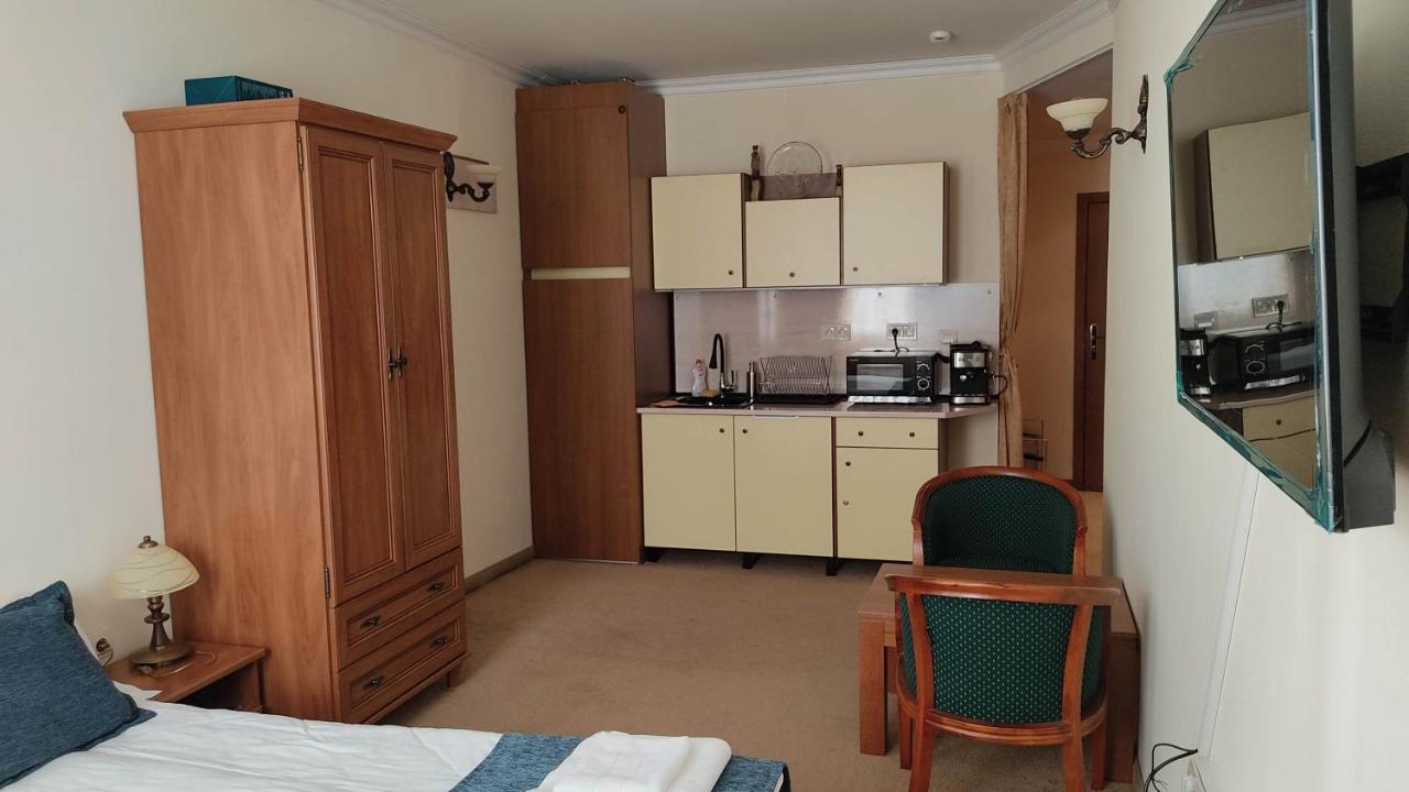 Annett Apartments At Emerald Hotel Bansko Exteriör bild